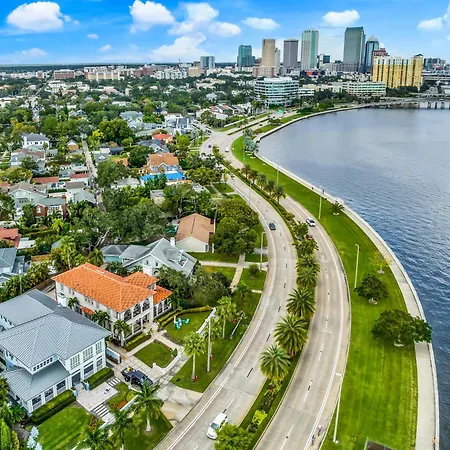 Bayshore Charmer